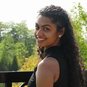 Meet your Posher, Althea